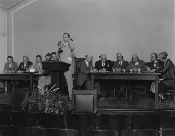 The first trans-Atlantic telephone call, in 1927