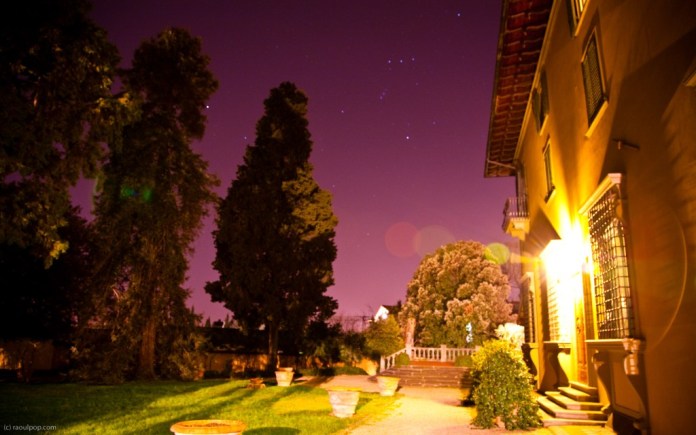 Tuscan courtyard, night