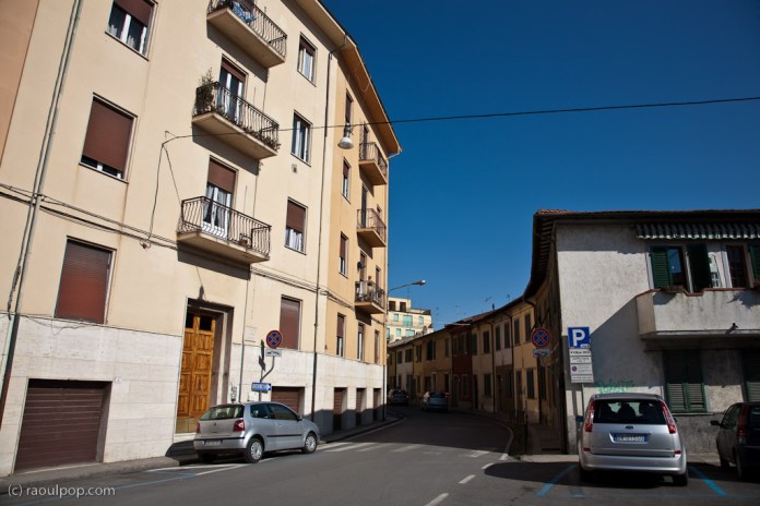 An intersection in Pisa. 