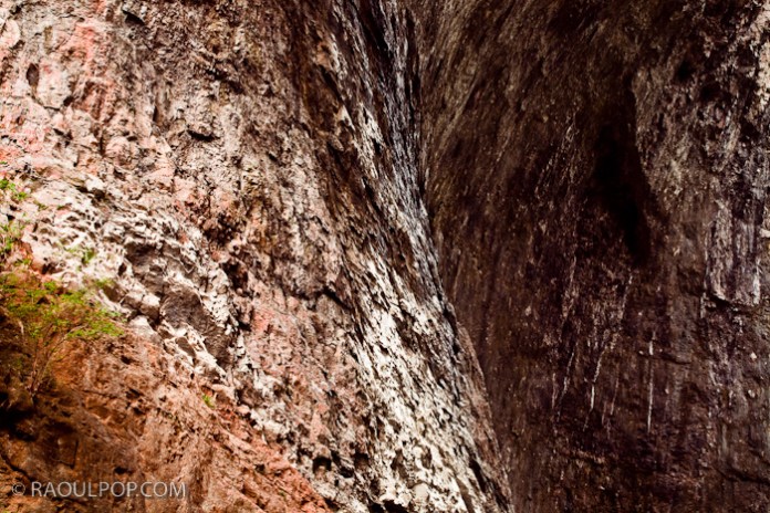 The rock wall below Natural Bridge, in Virginia, USA.