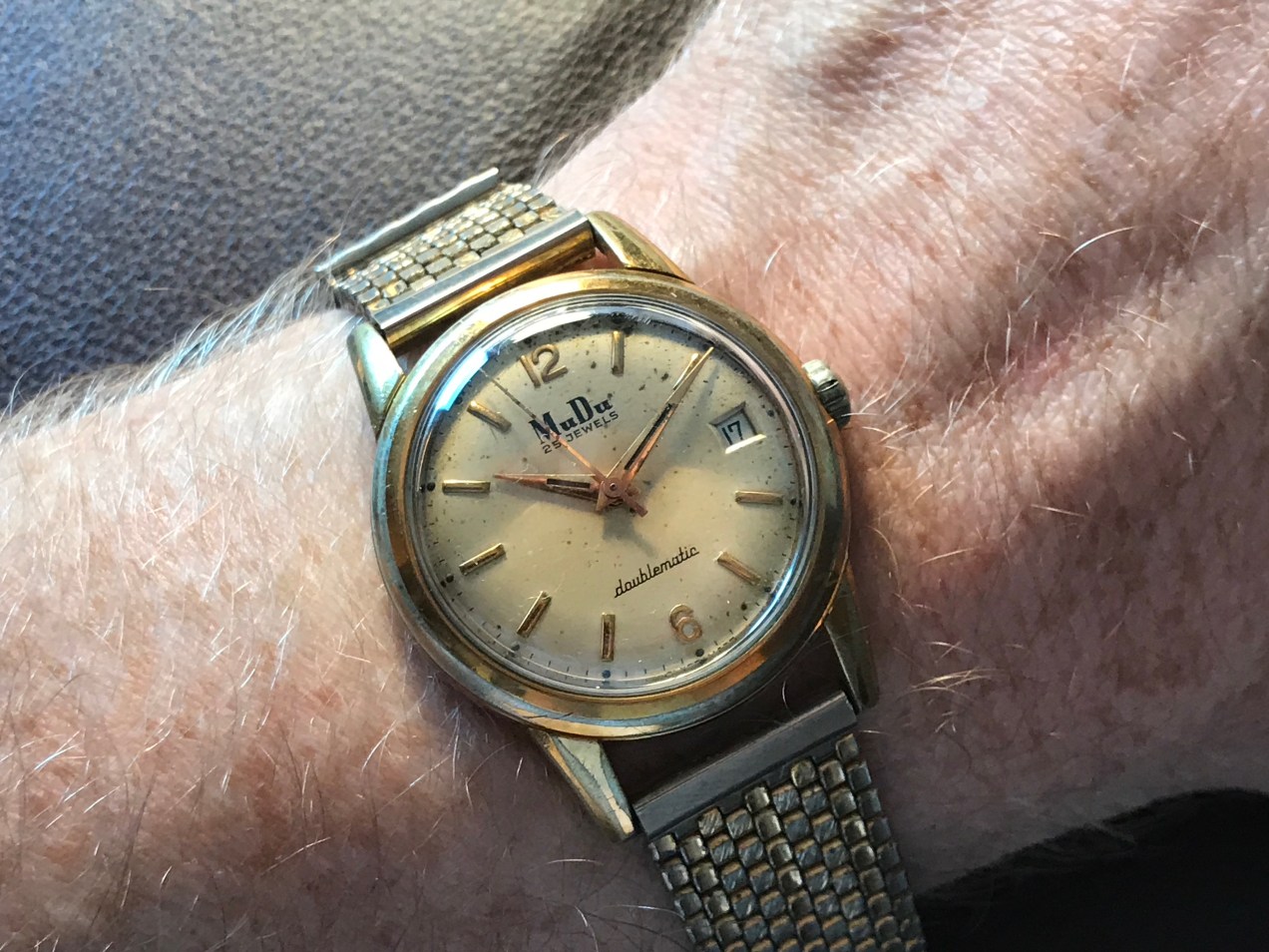 A 1950s MuDu Doublematic Watch